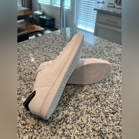 Adidas x Parley, Stan Smith Collaboration, Men’s Size 12, Brand New Condition 🤍 - Picture 7 of 10